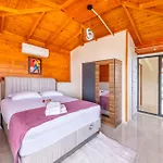 Villa Orpheus - Kalkan, Islamlar