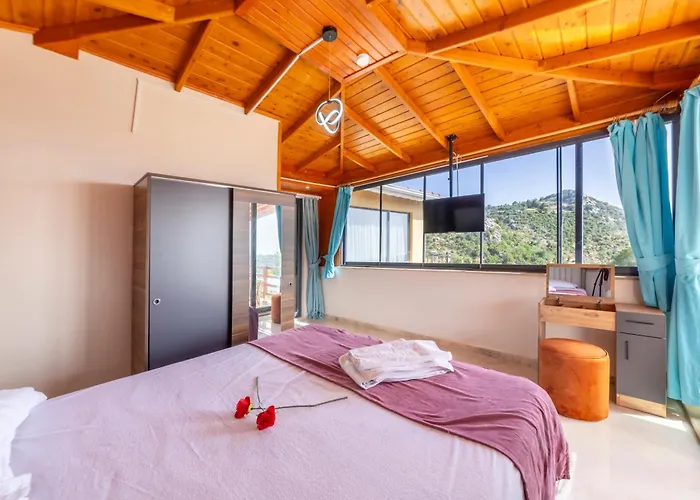 Orpheus - Kalkan, Islamlar Каш