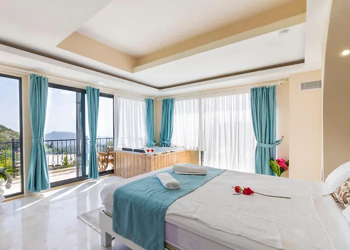 Orpheus - Kalkan, Islamlar
