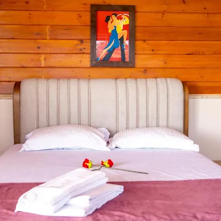 Orpheus - Kalkan, Islamlar Vilă Kaș